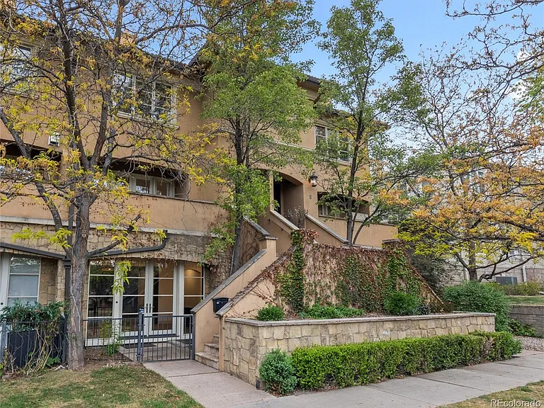 333 Josephine St #3 — Photo 1