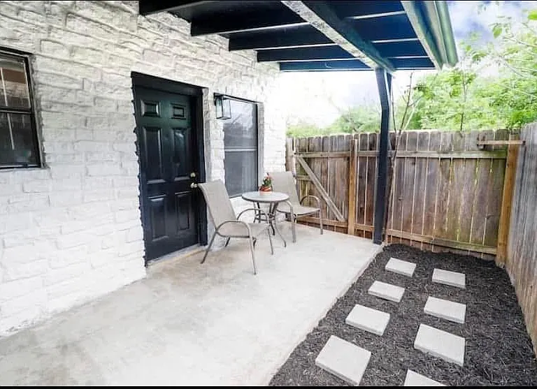 200 Laurel Dr #A — Photo 7