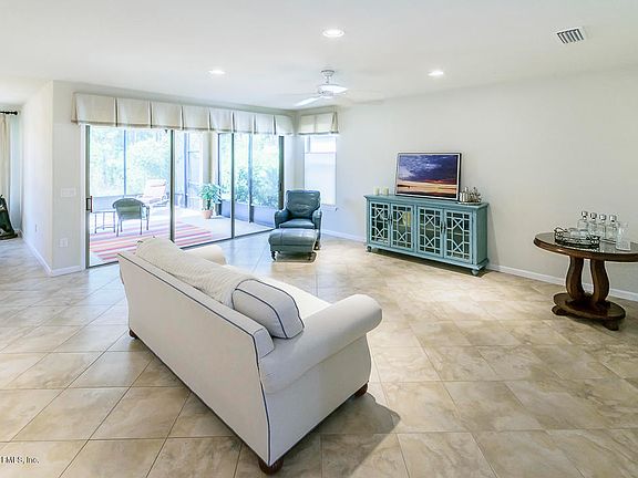 5th image of 382 Mangrove Thicket Blvd