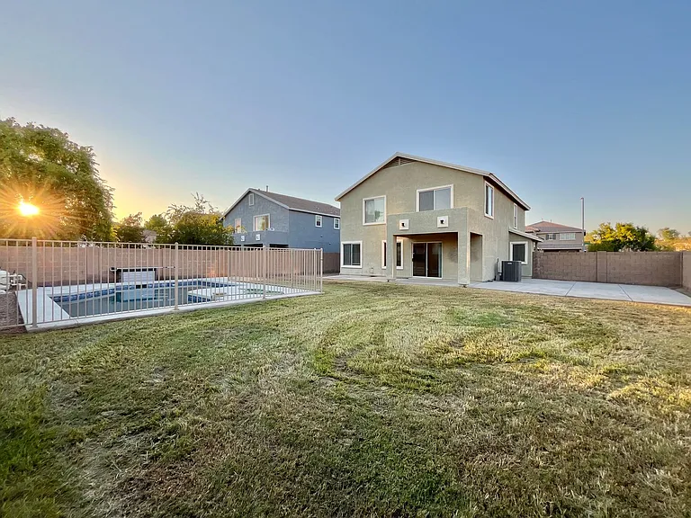 7253 W State Ave — Photo 35