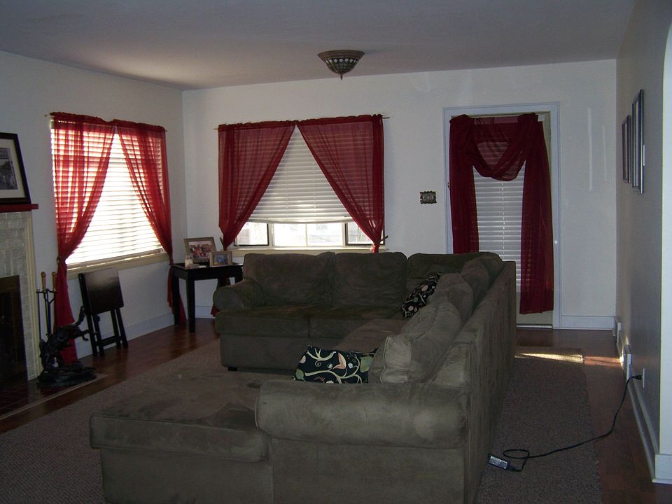 2nd image of 614 W Sycamore St