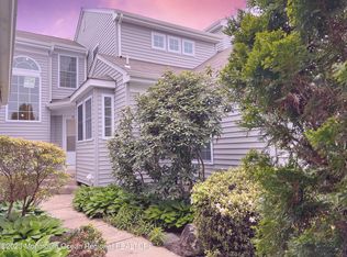 4B Rutherford Hayes Dr, Monroe Township, NJ 08831