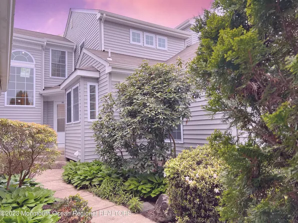 4B Rutherford Hayes Drive, Monroe, NJ 08831