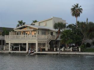 4211 W Bayside Way, Jamaica Beach, TX 77554