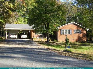 1912 Willow Rd, Asheboro, NC 27203