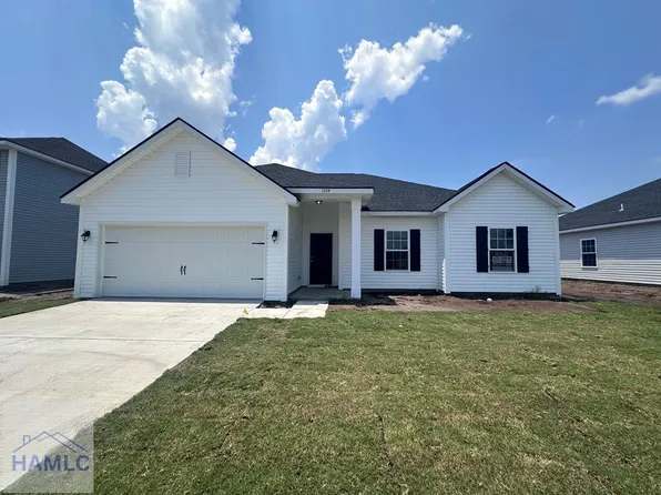 1104 Turpentine Trl, Hinesville, GA 31313