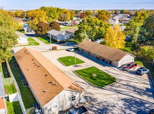 1021 E Adams St #G, Washington, IL 61571