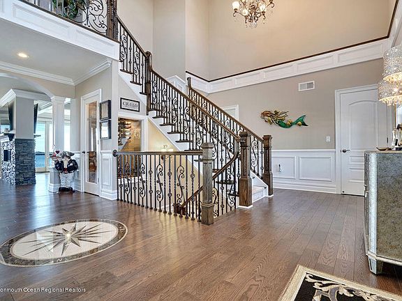 5th image of 55 Bay Breeze Dr