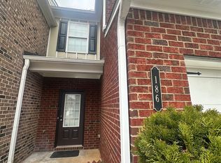 186 Bellewood Oak Dr, Tucker, GA 30084