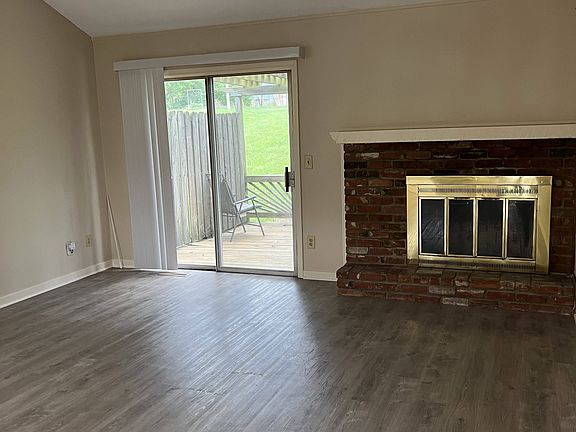 5th image of 11214 College Ave