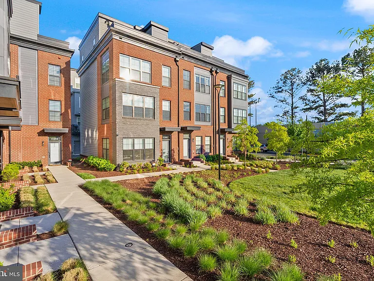 11258 Faraday Park Dr — Photo 42