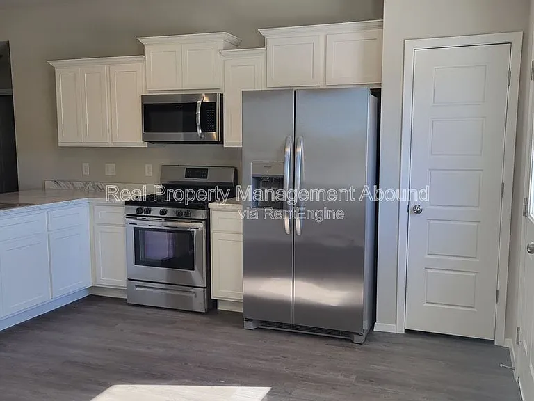 7532 E 158th St S — Photo 7