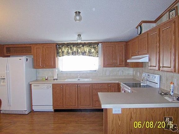 4th image of 375 Blakefield Dr