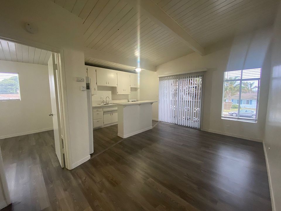 1st image of 525 & 529 N D St #529D