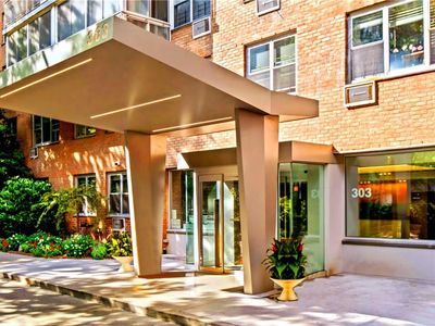 303 W 66th Street #8JW, New York, NY, 10023