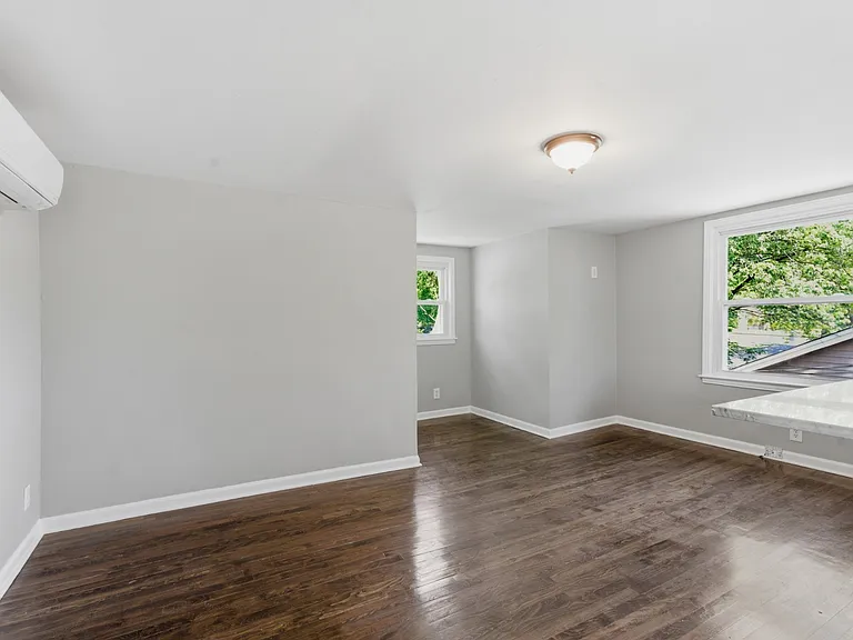 853 Gallavista Ave — Photo 17