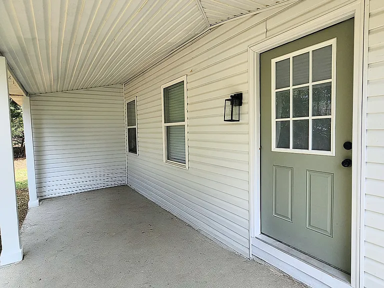 3505 Fairview St SW — Photo 11