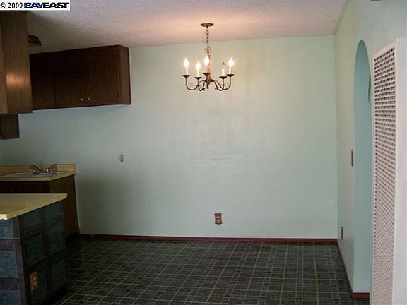 4th image of 33814 10th St