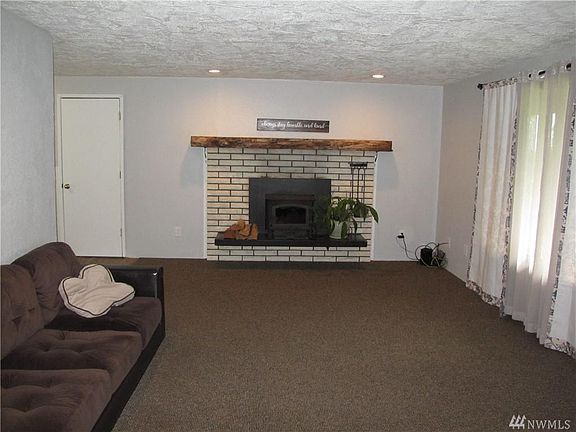 5th image of 3710 S Crabapple Pl