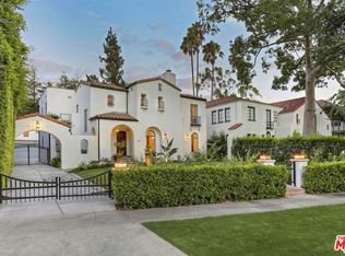 108 S Beachwood Dr, Los Angeles, CA 90004