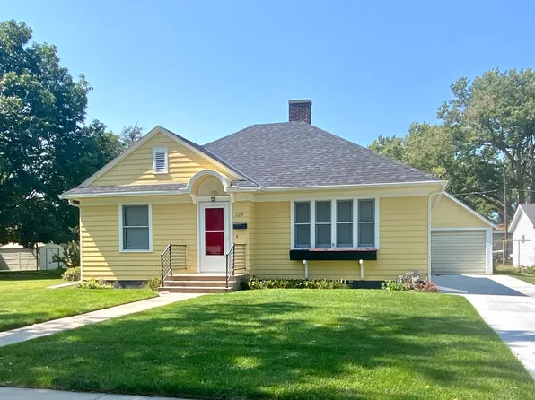 229 Yates Ave, Minden, NE 68959