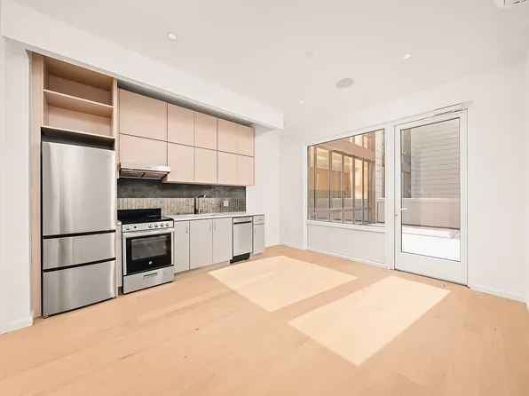 41-15 24th St, Long Island City, NY