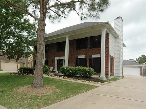 2nd image of 2106 Autumn Cove Dr