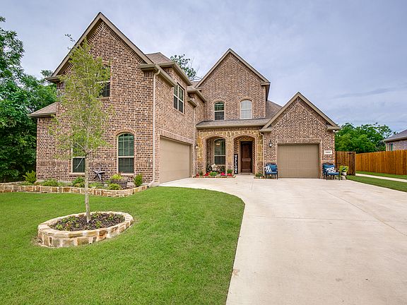 4th image of 3851 Whitman Dr