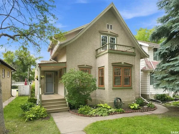 617 7th AVENUE N, Saskatoon, SK S7K 2V2