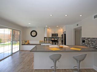 72435 Cholla Dr, Palm Desert, CA 92260