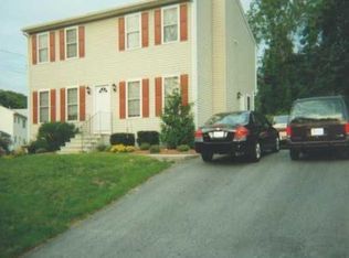 19 Opal St, Cranston, RI 02905