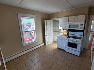 128 Lynnfield St #3, Peabody, MA 01960