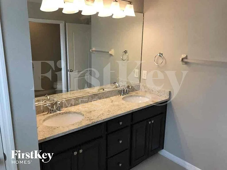 12221 Blue Pacific Dr — Photo 7