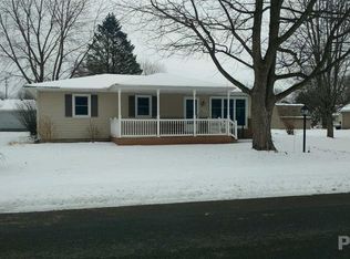 279 N 14th Ave, Canton, IL 61520