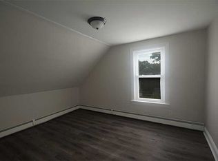 695 High St FLOOR 3, Cumberland, RI 02864