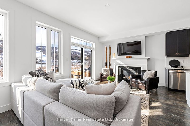 The Blue Mountains House for rent - 3 Bedrooms — photo 11