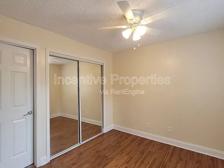 575 Bloomington Ct #24 — Photo 12