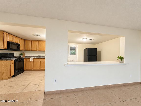 4th image of 573 S OCOTILLO Drive
