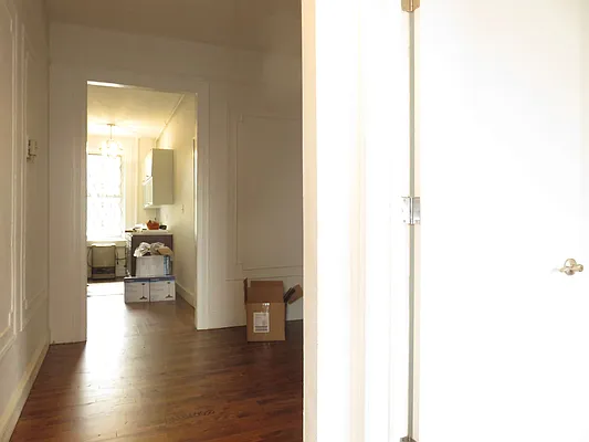 Rented by Rennit Inc. | media 77