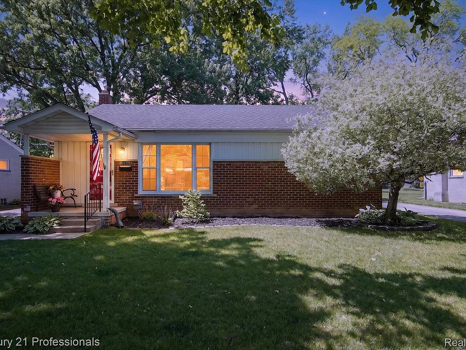 1st image of 31772 Folkstone Dr