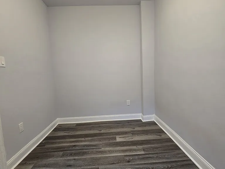 2825 W Clementine St — Photo 15