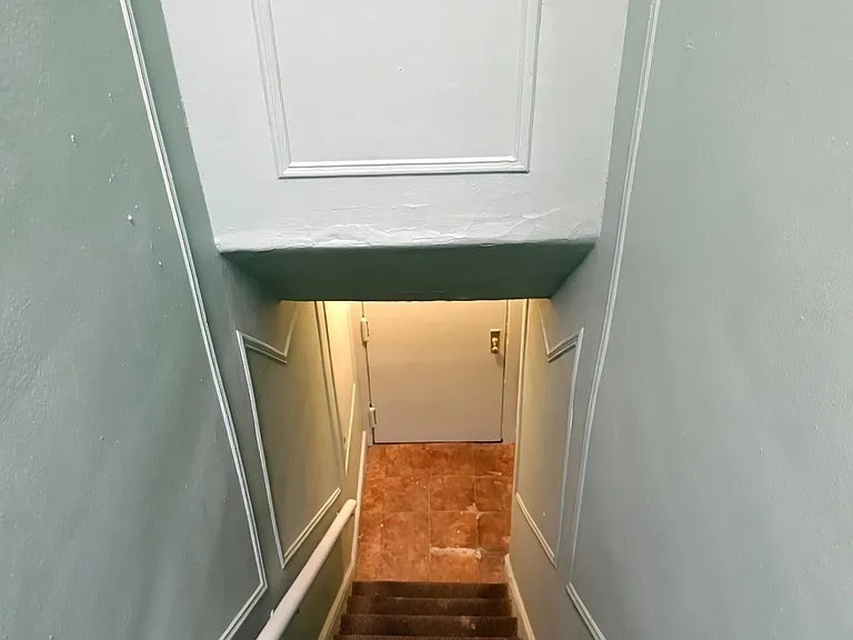 110 Purser Pl #2L — Photo 12
