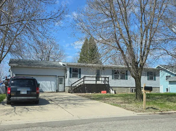 205 Oconnor St, Lakefield, MN 56150