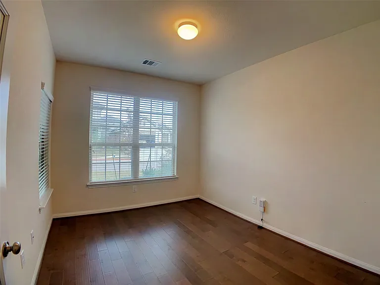 13911 Stripling Ln #22 — Photo 3