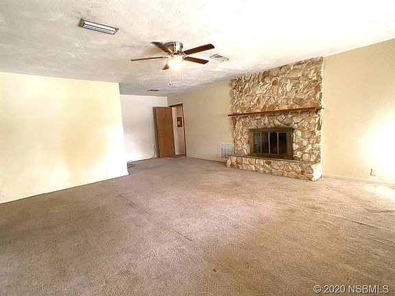 5th image of 2649 Auburn Ave
