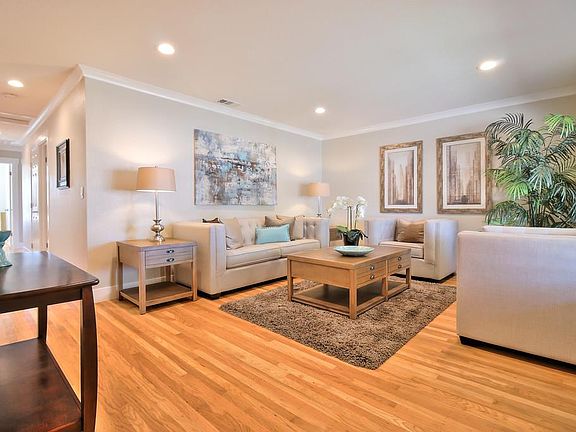 5th image of 2265 Maximilian Dr