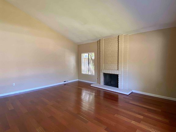 4th image of 1405 Wendy Way