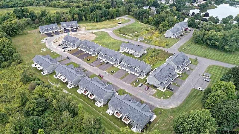 3rd image of 3101 BRUNSWICK MEADOW Way