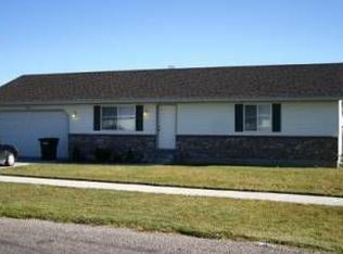 4046 E Gateway Cir, Ammon, ID 83406