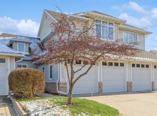 14155 Pinnacle Pointe Dr, Clive, IA 50325